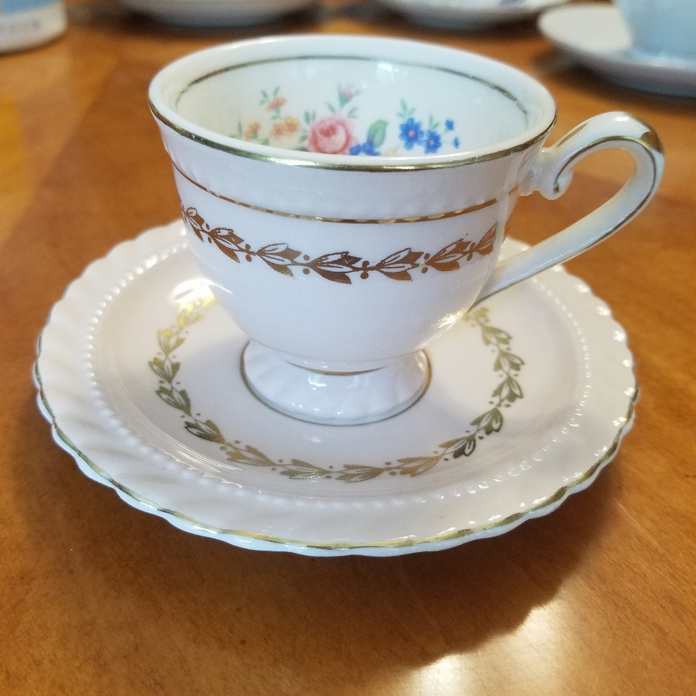 Monticello Collectible Demitasse Set